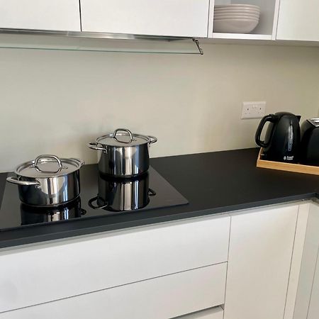 Bugibba Square Seafront Lux Apartments By Holi خليج سانت بول المظهر الخارجي الصورة