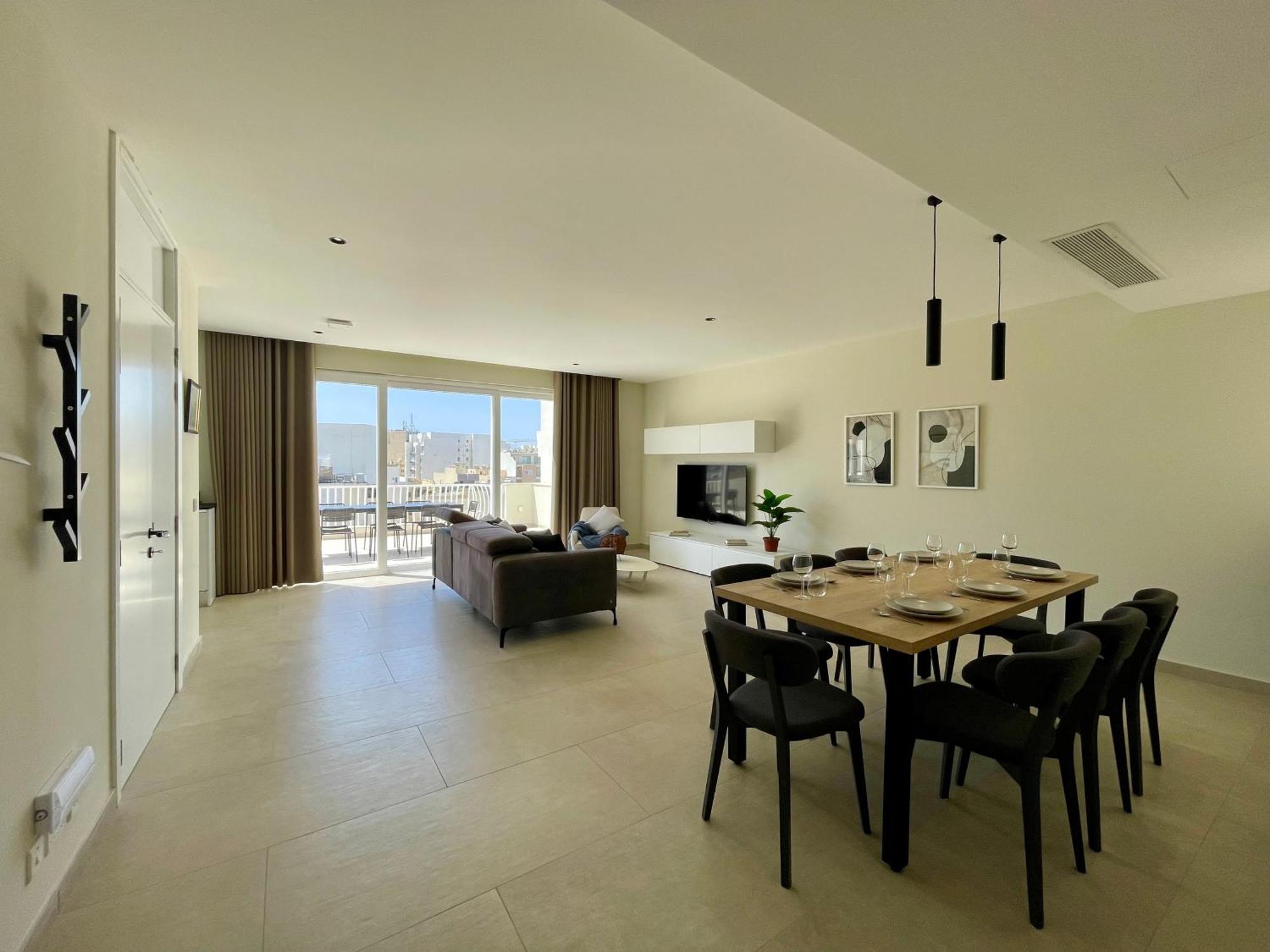 Bugibba Square Seafront Lux Apartments By Holi خليج سانت بول المظهر الخارجي الصورة