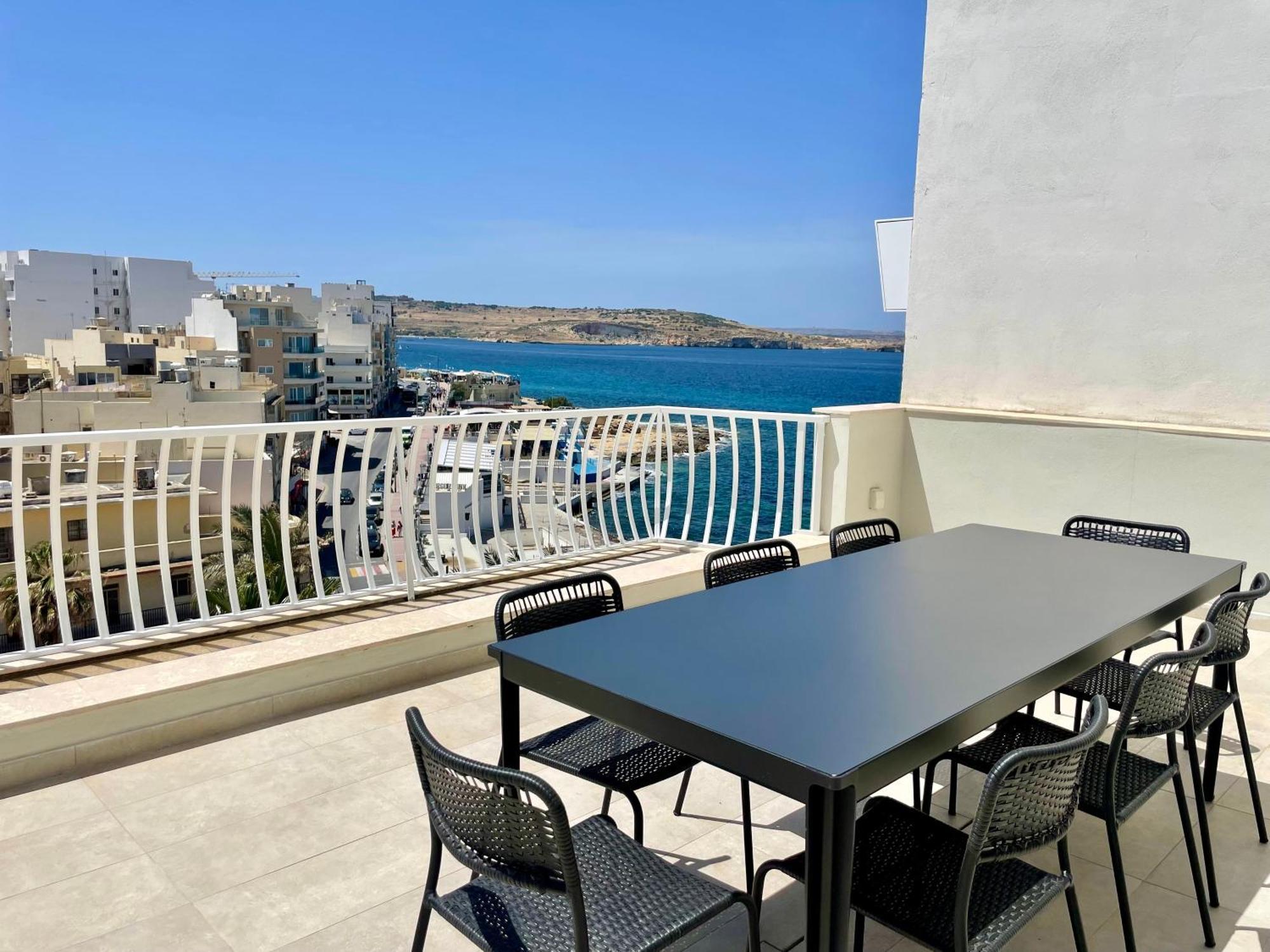 Bugibba Square Seafront Lux Apartments By Holi خليج سانت بول المظهر الخارجي الصورة