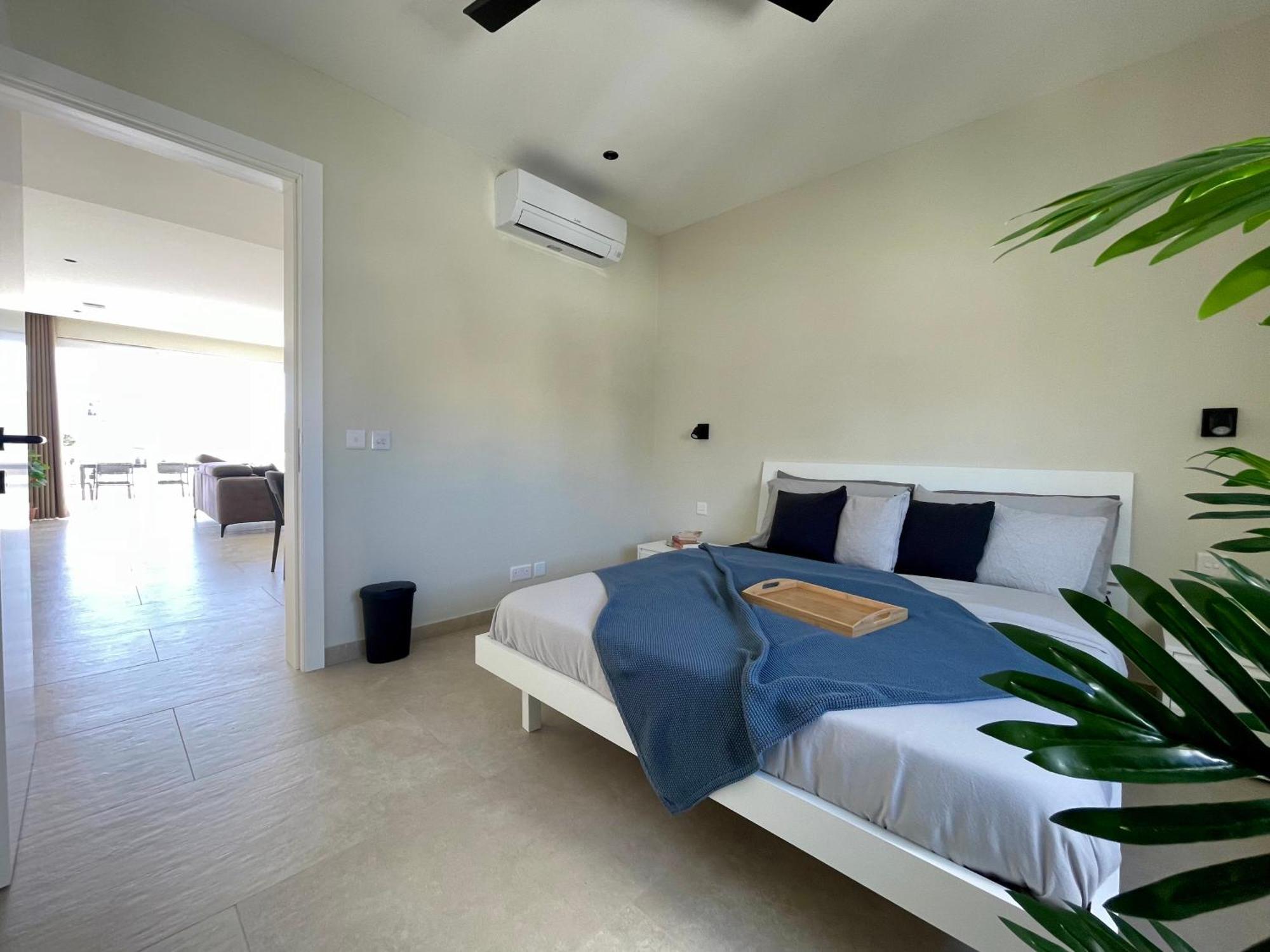 Bugibba Square Seafront Lux Apartments By Holi خليج سانت بول المظهر الخارجي الصورة