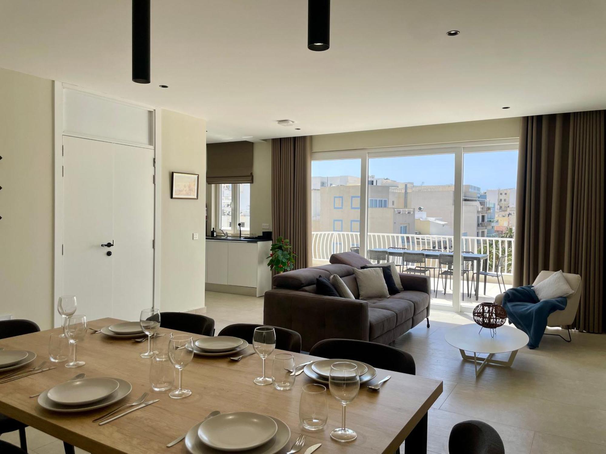 Bugibba Square Seafront Lux Apartments By Holi خليج سانت بول المظهر الخارجي الصورة