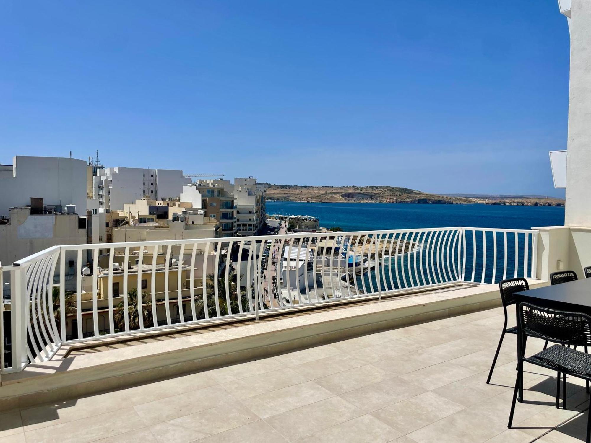 Bugibba Square Seafront Lux Apartments By Holi خليج سانت بول المظهر الخارجي الصورة