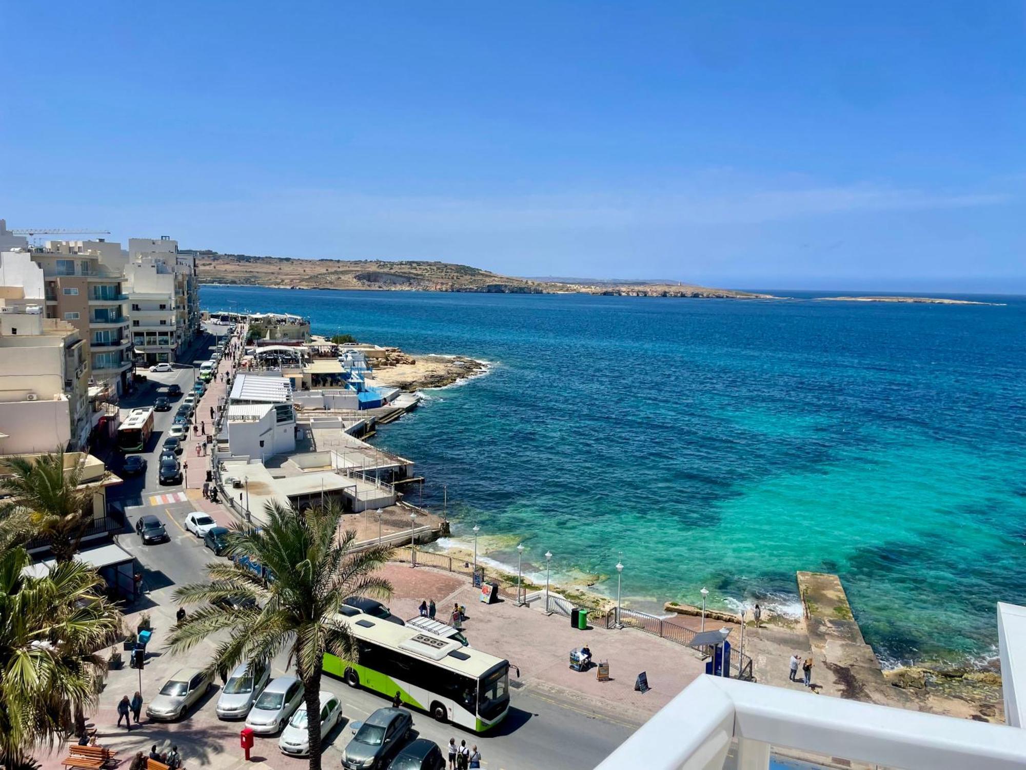 Bugibba Square Seafront Lux Apartments By Holi خليج سانت بول المظهر الخارجي الصورة